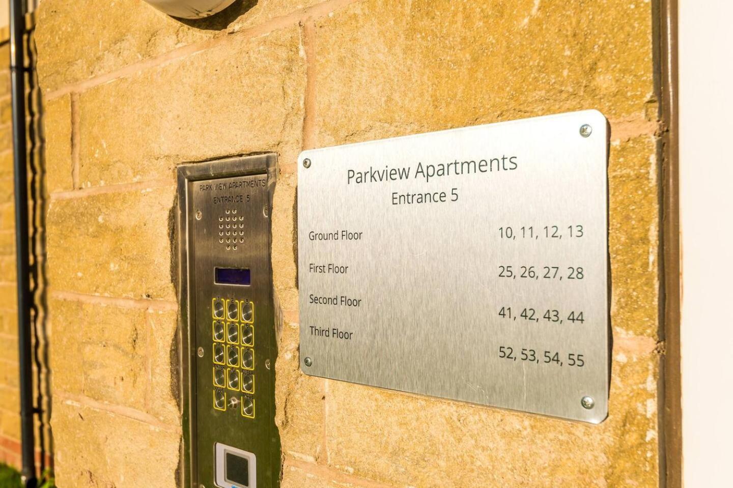 Stunning 2Bedroom 2Bathroom Apt With Parking Space Sheffield Buitenkant foto