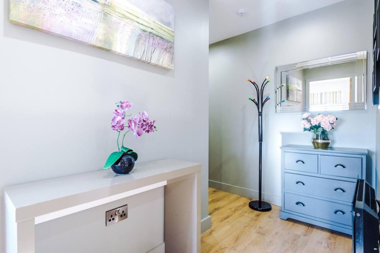 Stunning 2Bedroom 2Bathroom Apt With Parking Space Sheffield Buitenkant foto